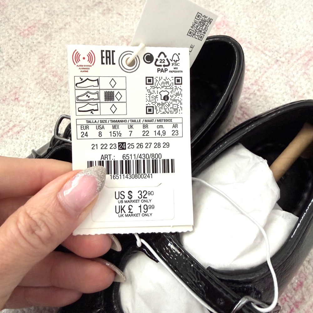 Zara Kids Black Ruched Mary Janes - Picture 2 of 3